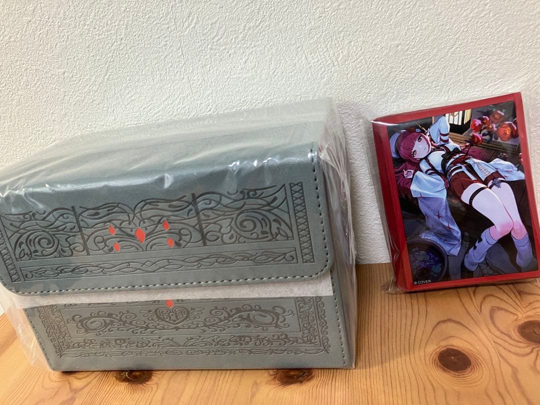 宝鐘マリン　誕生日記念2025 マリ箱デッキケース　カードスリーブ