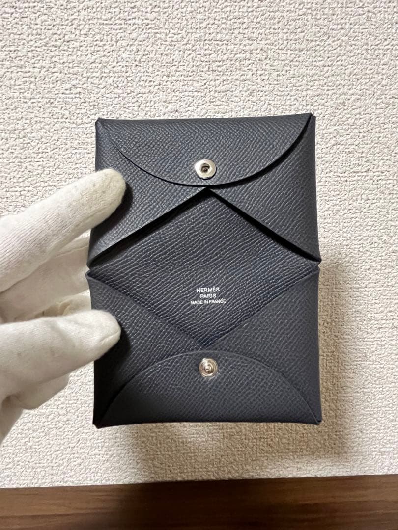 HERMES エルメス《カルヴィ》