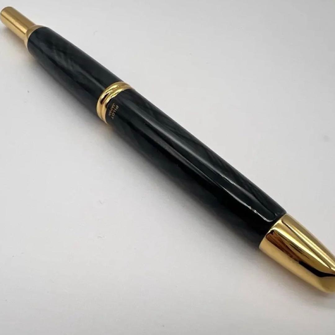 PILOT CAPLESS Black-marble 万年筆 Ｂ18k 01