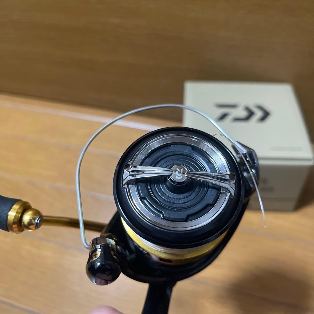 DAIWA LEGALIS LT4000-CXH スピニングリール