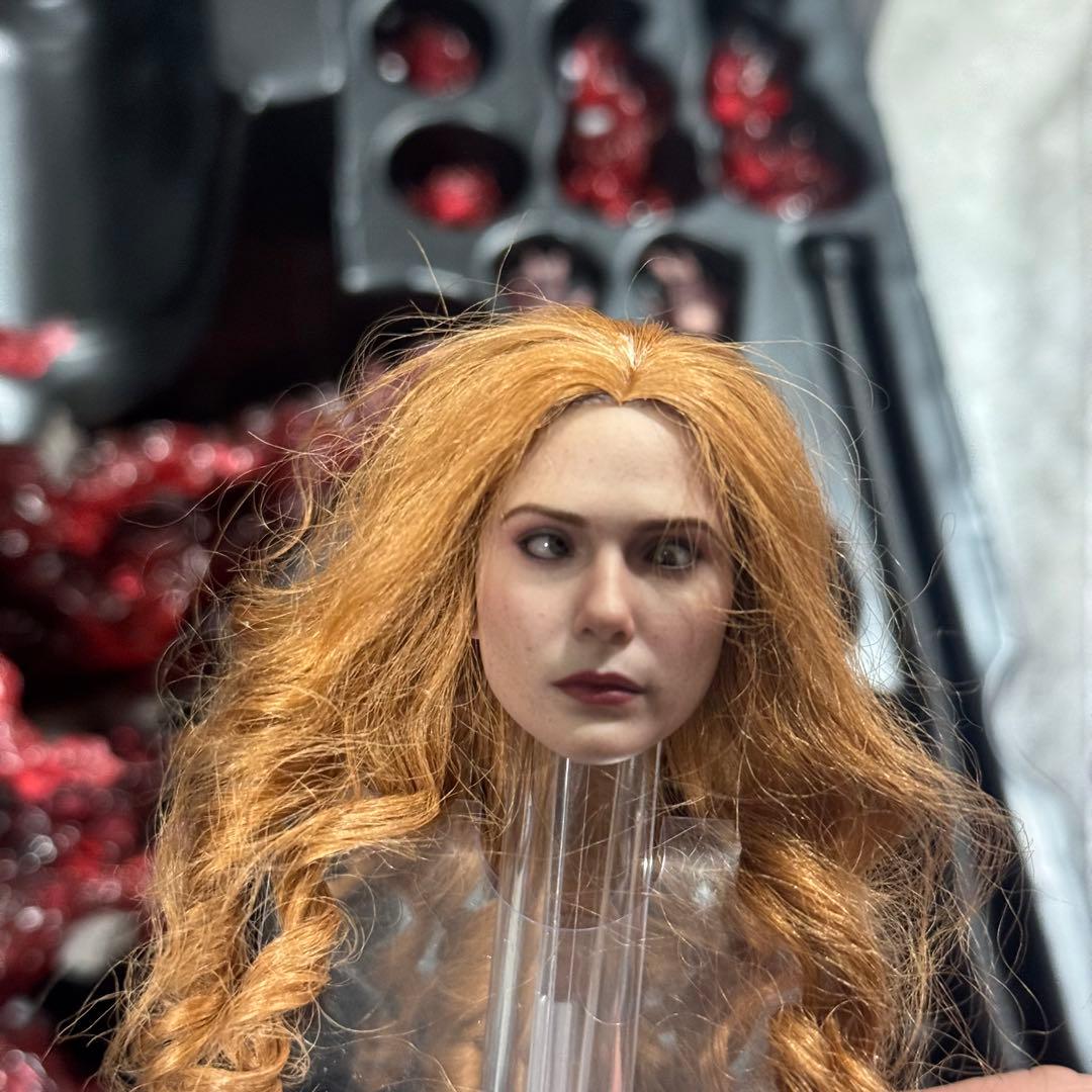 お買い得！ HotToys スカーレット・ウィッチ アルチザン フィギュア