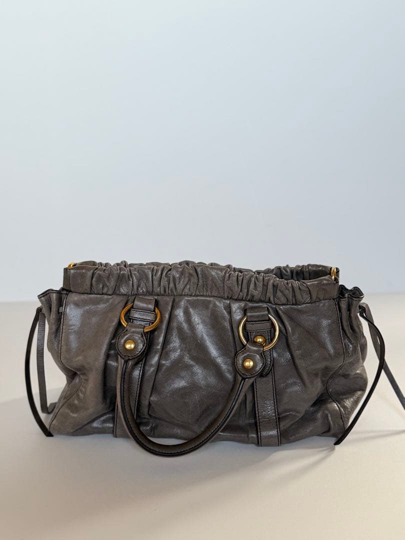 .com　miu miu ヴィッテロルクス ハンドバッグ グレー