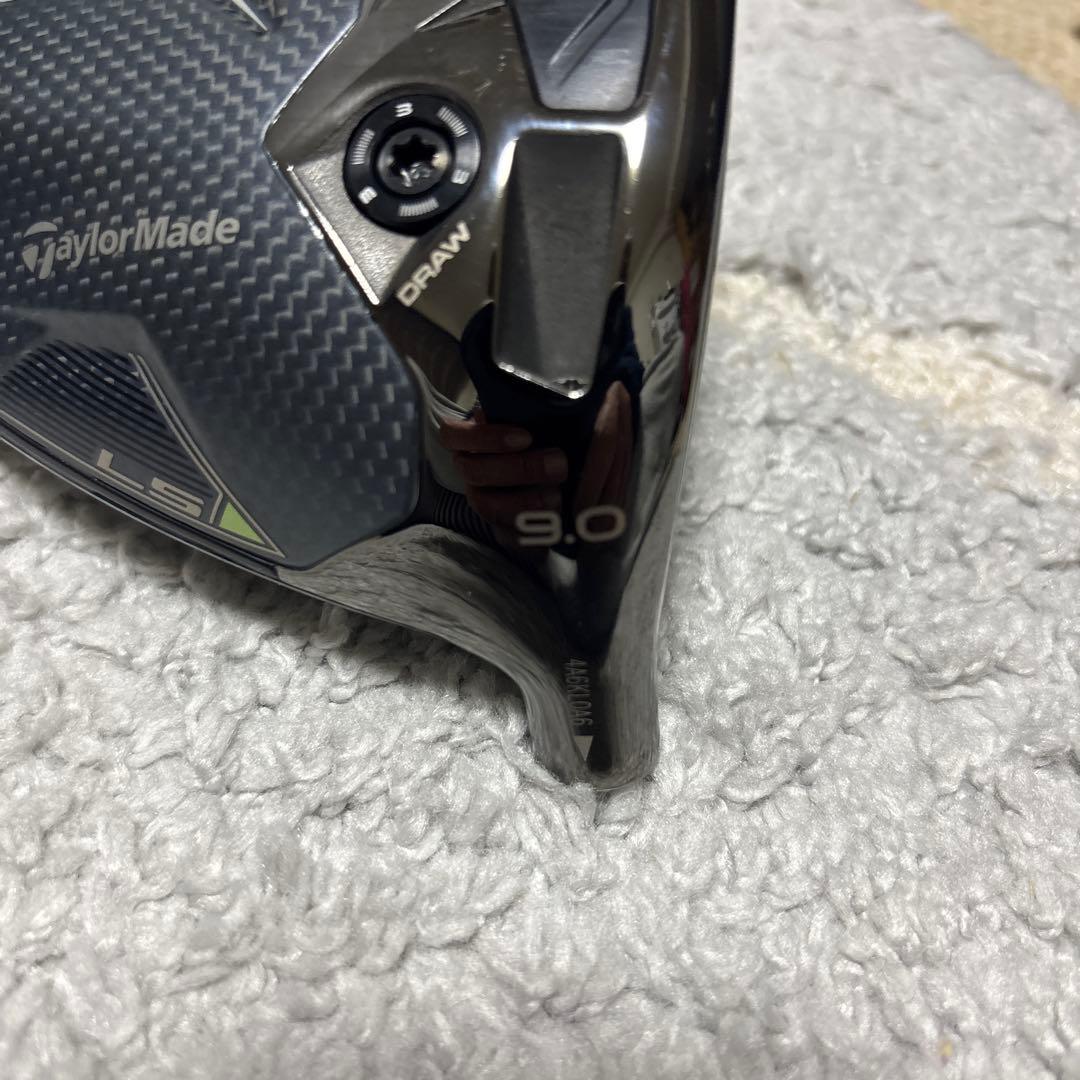 QI35LSドライバーヘッド。　　　　ヘッドカバー付