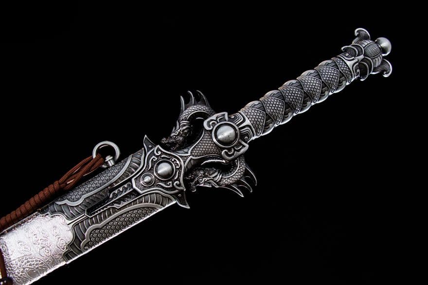 【フクロウ炙り戦剣】武具 刀装具 日本刀　模造刀 居合刀 武士道 鑑賞用 美術刀