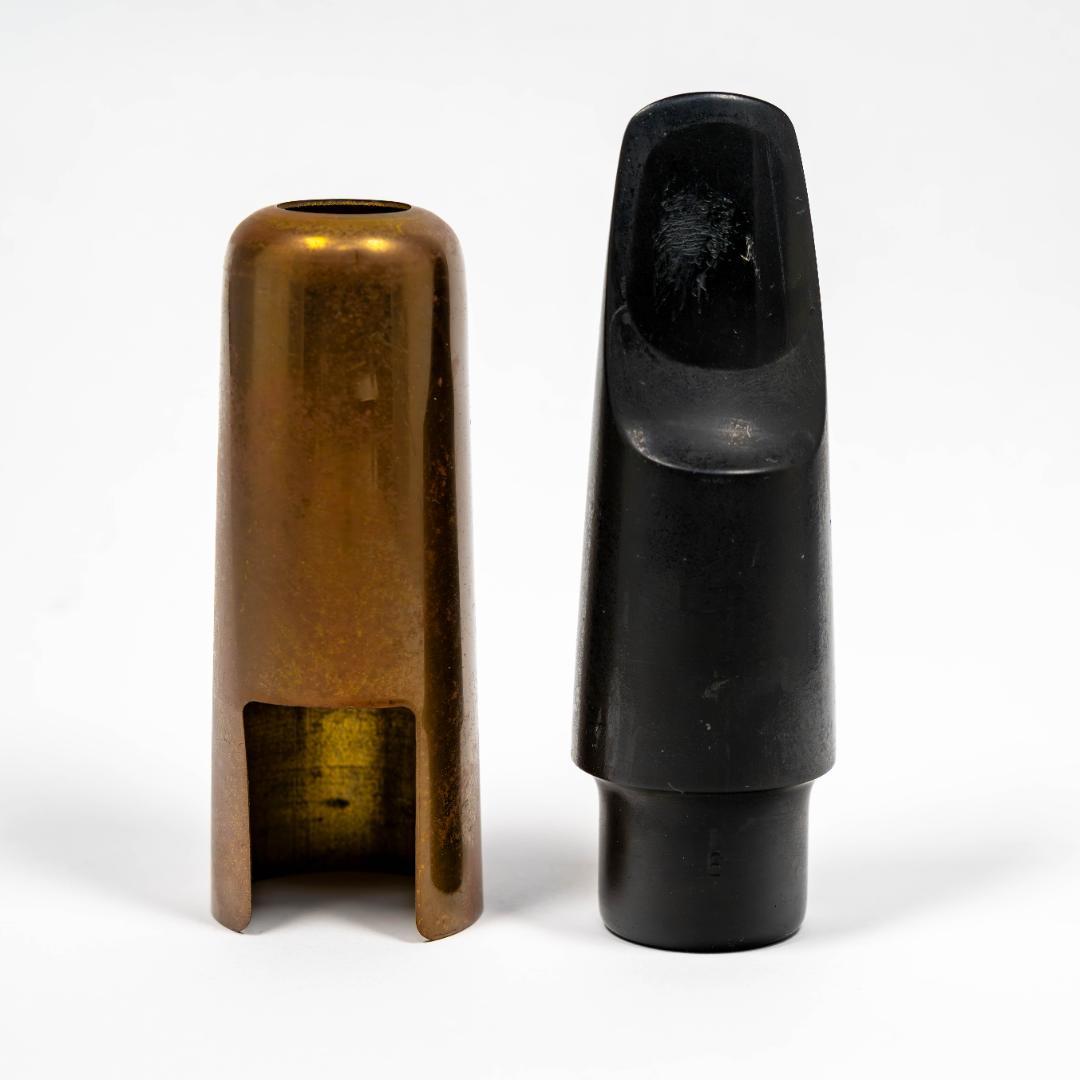 メイヤー(Meyer)Gモデル アルトサックス用マウスピース 6（キャップ付き）