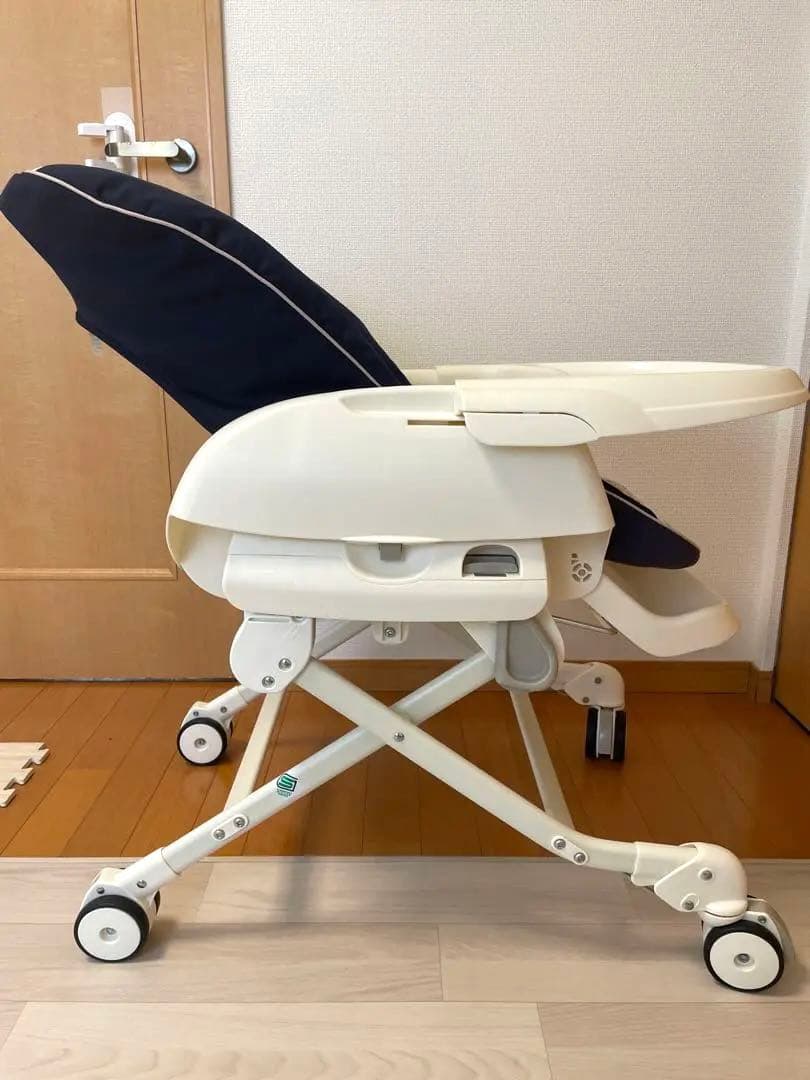 本日15時までまー【美品】Combi ベビーステーション 限定モデル