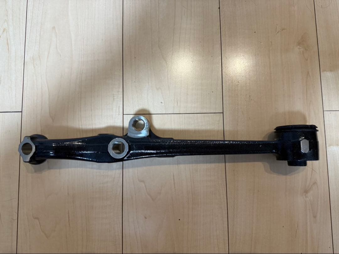 JZX100 JZX110 SXE10用左右新品ロアアーム