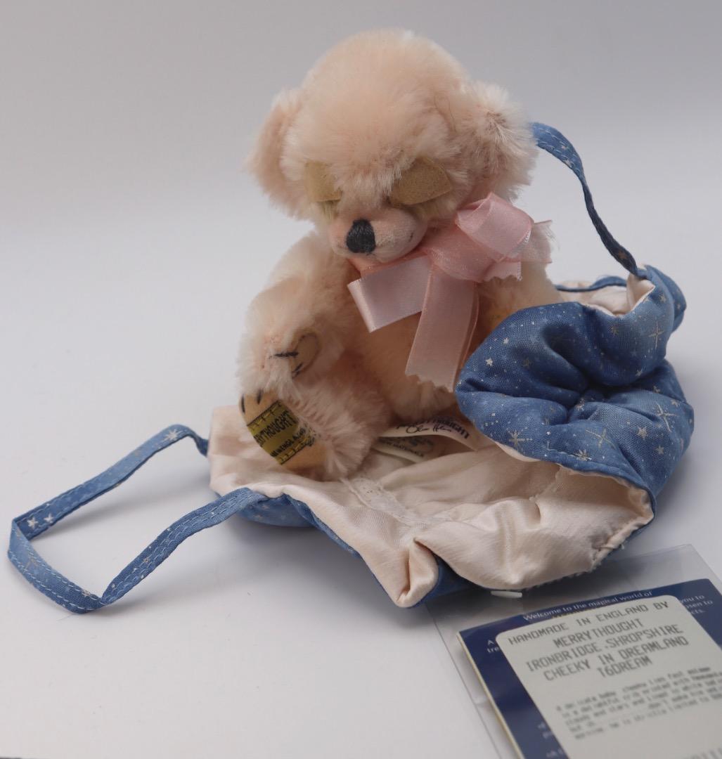 チーキー・ドリームランド 15cm MERRYTHOUGHT 小さなバッグ付き