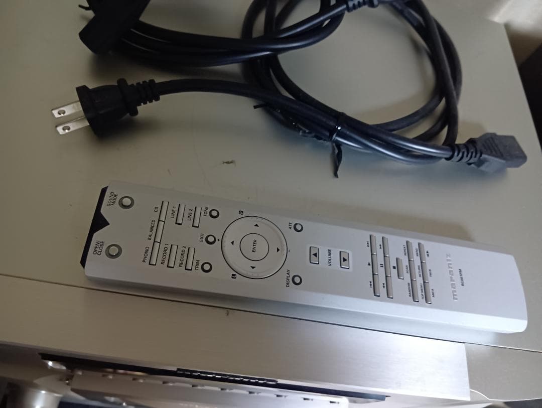 Marantz プリメインアンプPM-15S1とCDプレーヤー SA-15S1