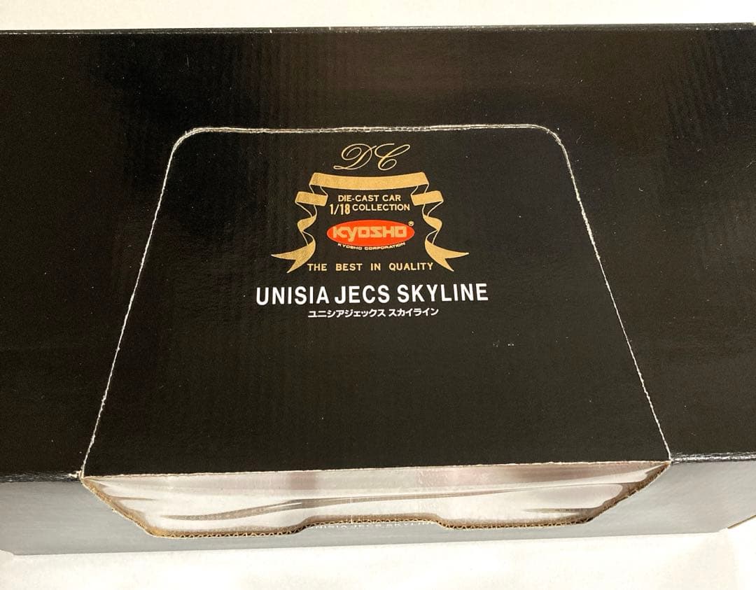 京商　1/18 UNISIA JECS SKYLINE