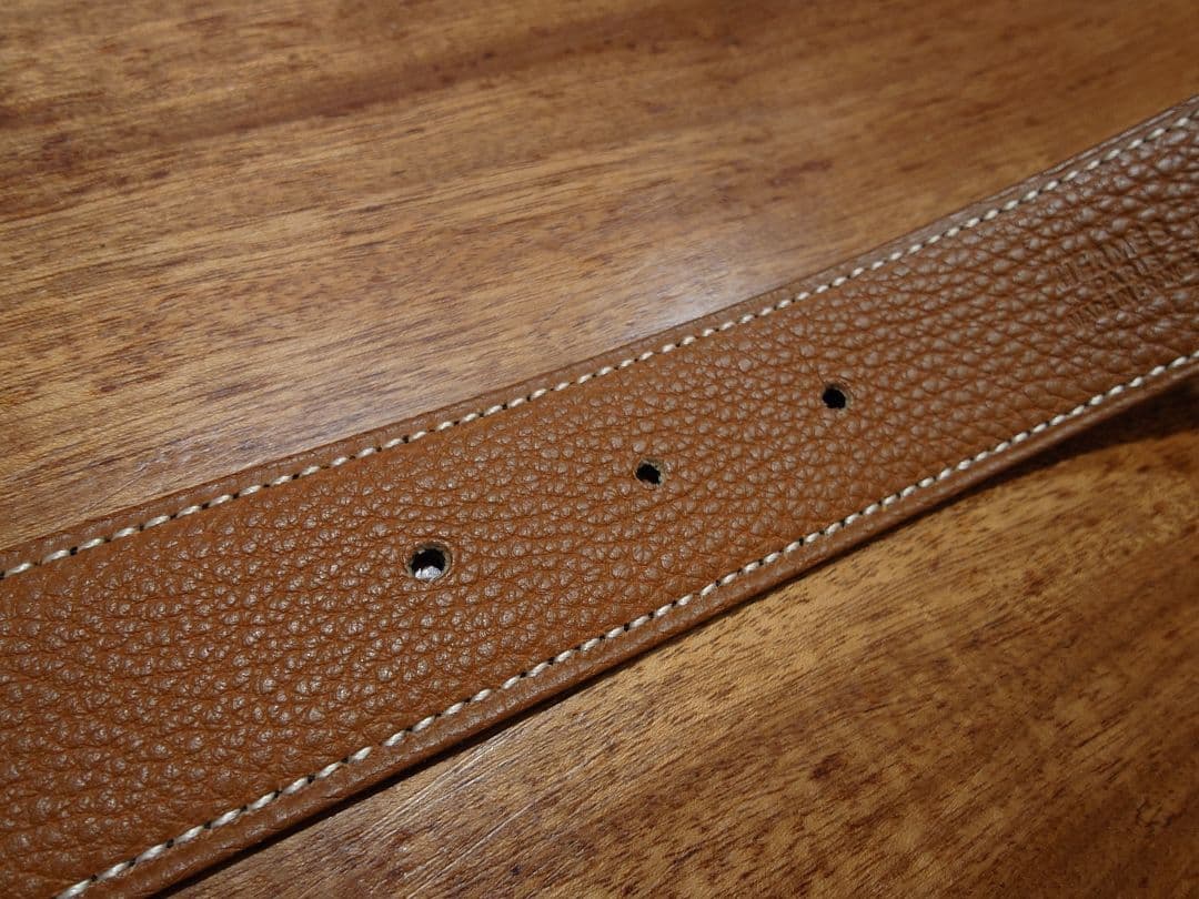 ■いちご■HERMES リバーシブルベルト93cm ブラックxキャメル