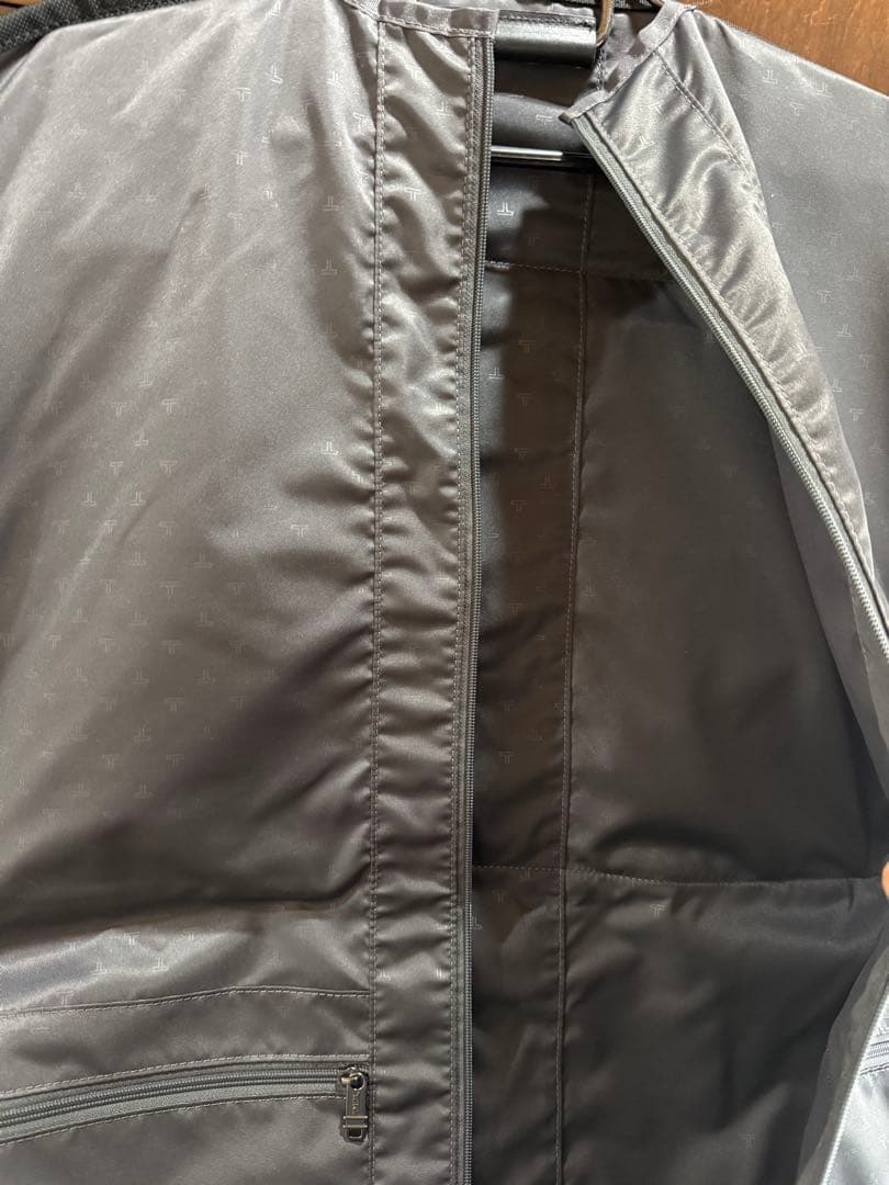 TUMI ガーメントバッグ ブラック