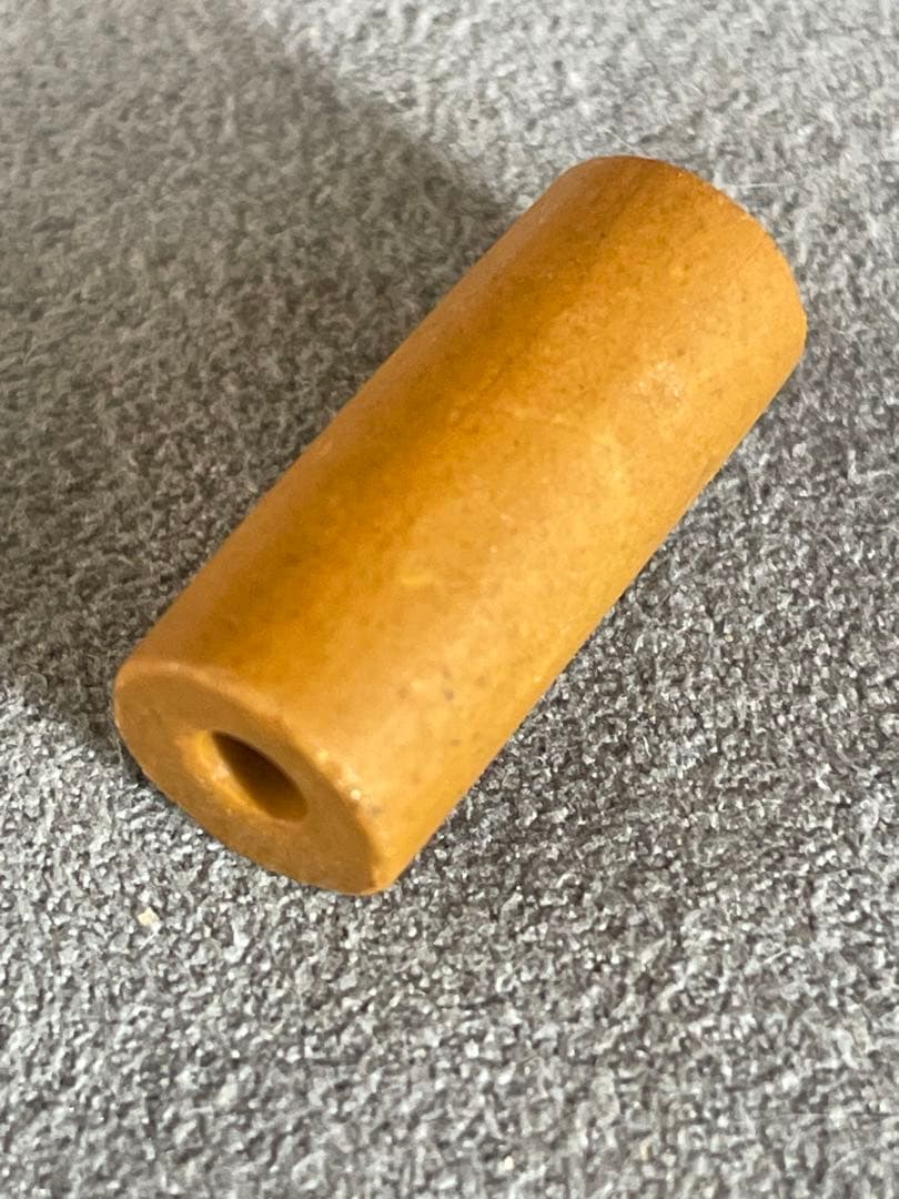 古墳時代　勾玉　管玉　堆積岩　碧玉製管玉　滑石