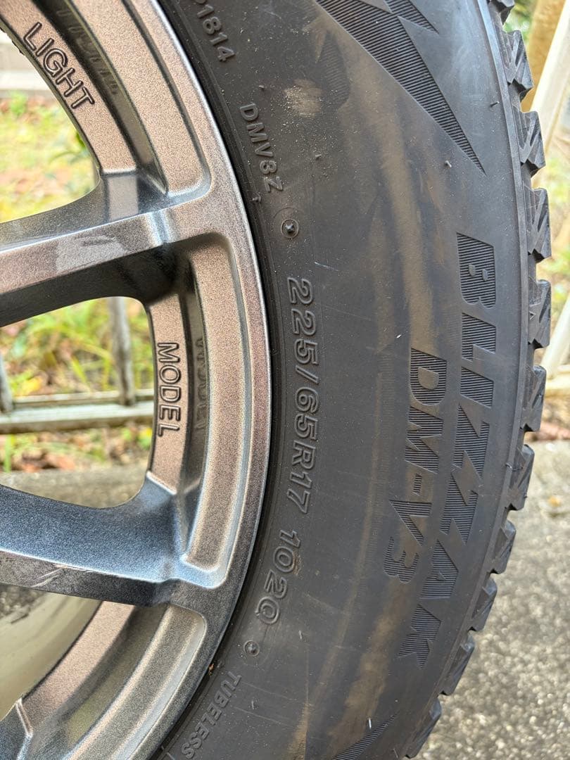 溝◎ブリヂストン 225/65/17 4本セットまだまだ使えます