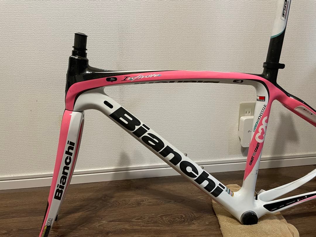 鹿*ん様 Bianchi Infinito ロードバイクフレーム 【カーボンフレ