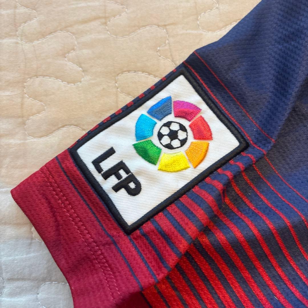 バルセロナ　メッシ　ユニホーム