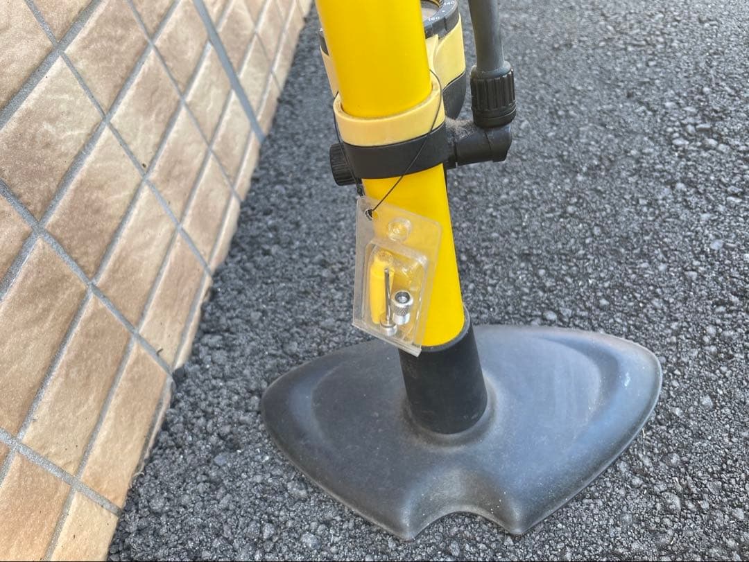 直接引取希望　埼玉ふじみ野GIANT クロスバイクＭ➕専用フロアポンプ