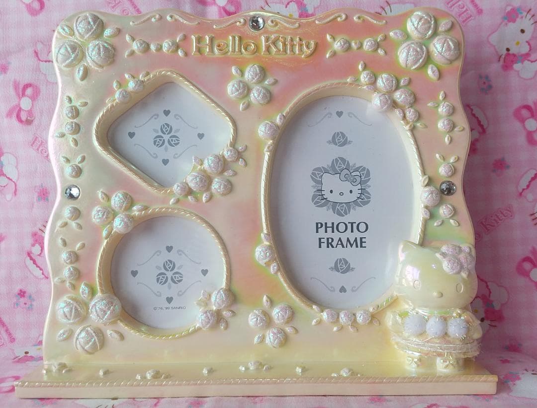 キティ　フォトフレーム　1999年　ダイヤ　ラメ　写真立て　ホワイト