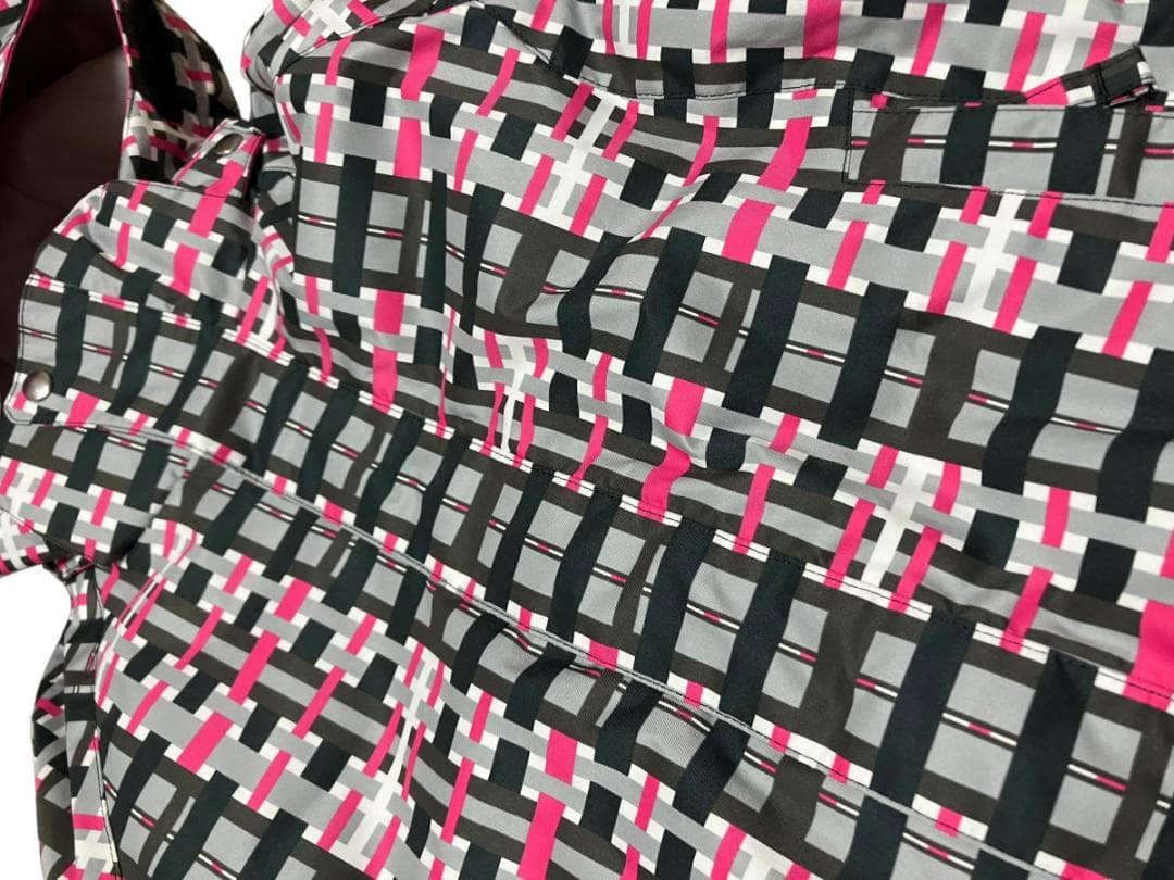 未使用　DESCENTE デサント　スキーウェア キッズ 130cm 上下セット