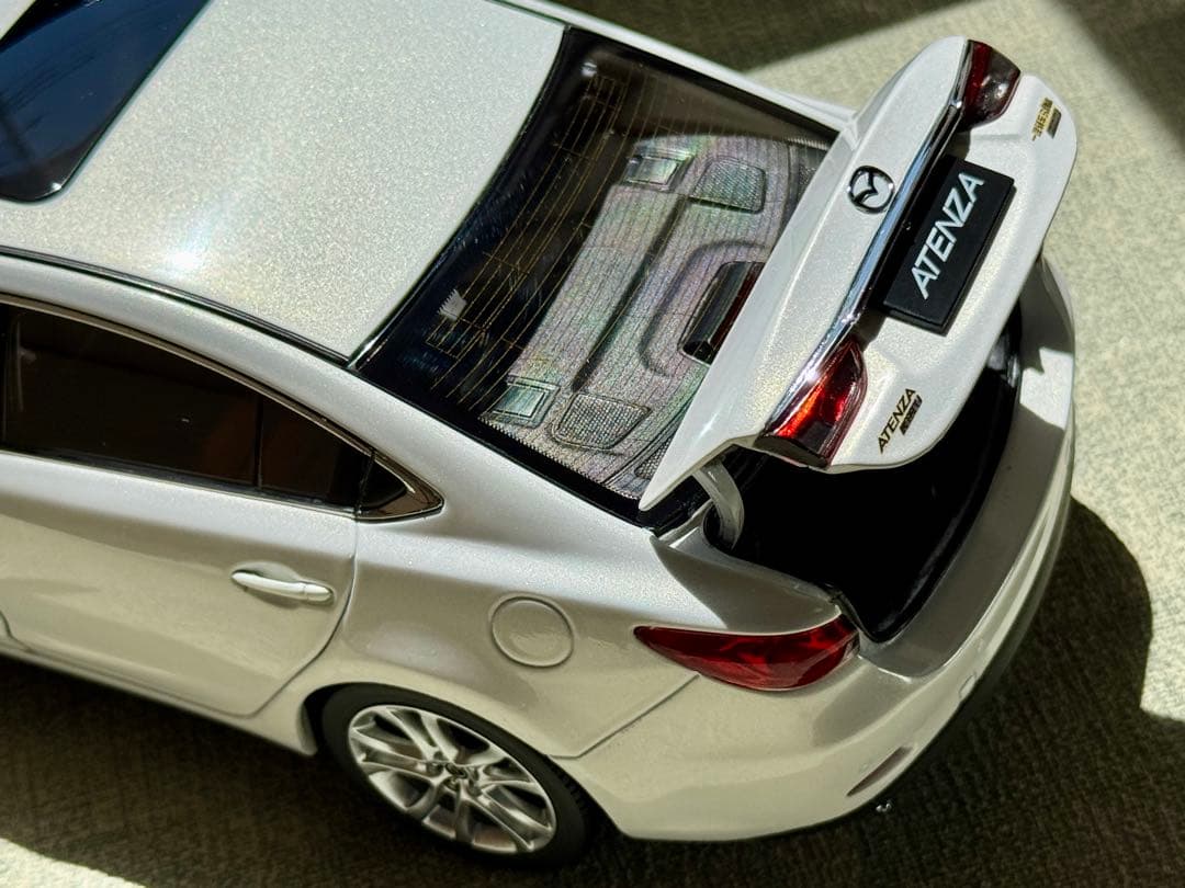 ミニカー 1/18 マツダ アテンザセダン 2014