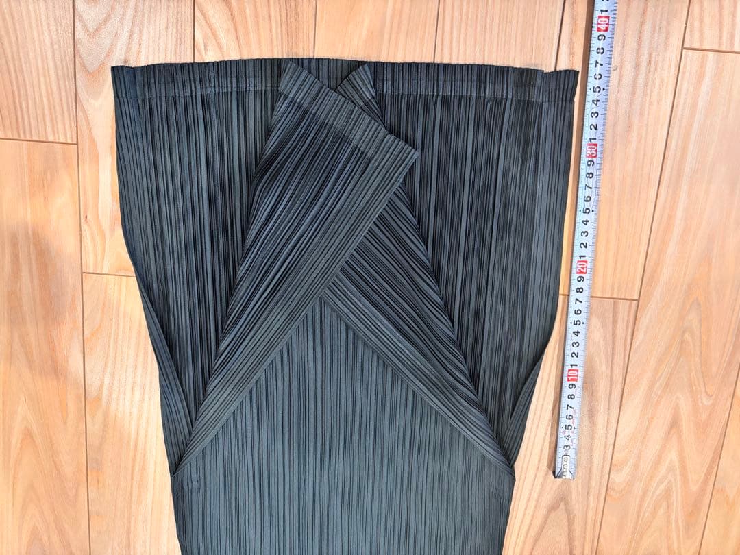 pleats pleaseノースリーブひざ丈ワンピース