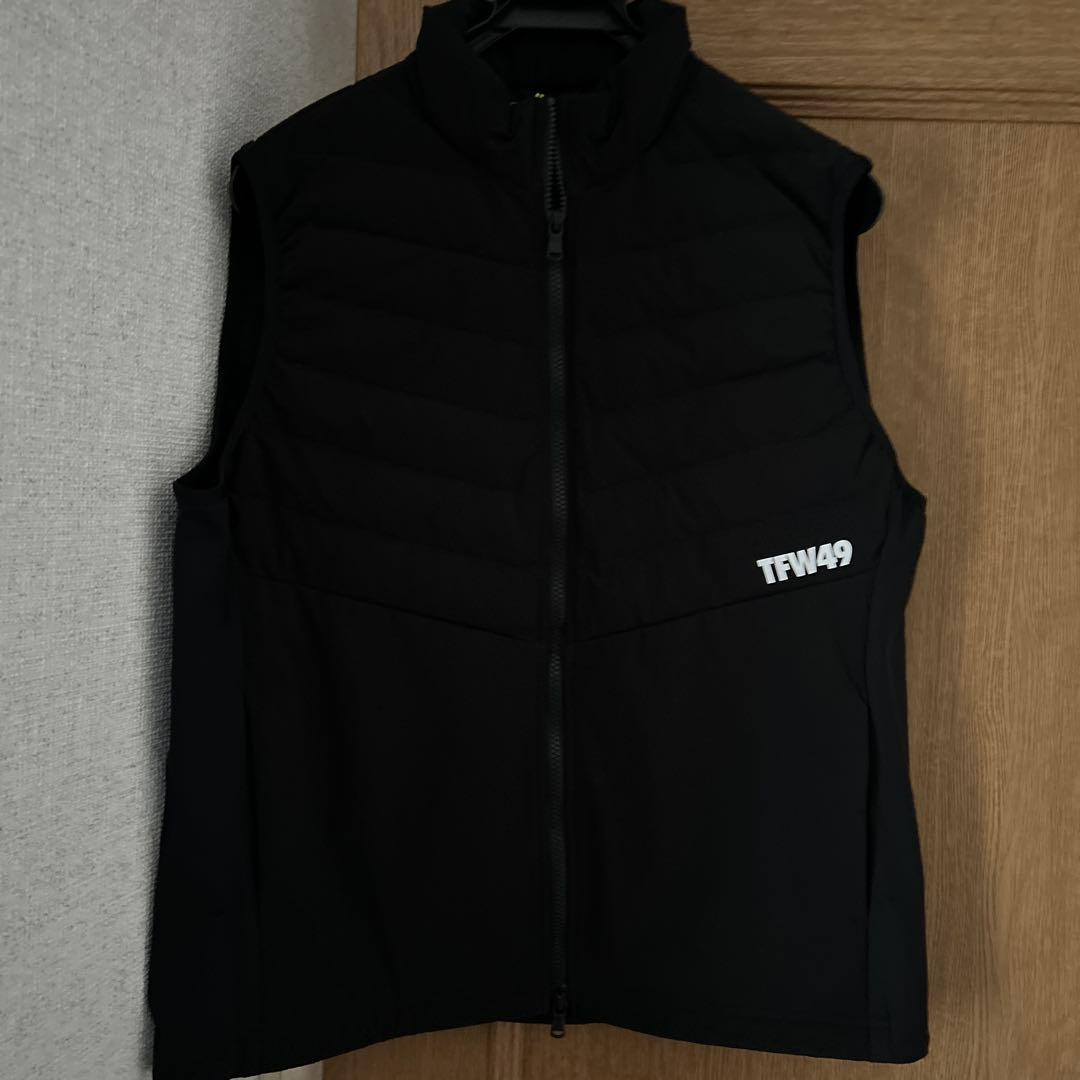 r*y様 TFW49 ブラック ダウンベスト メンズウェア　M