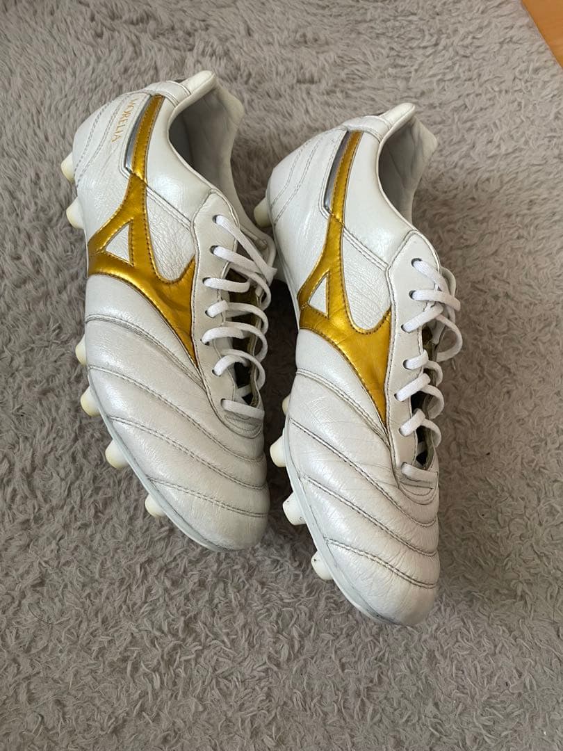 サッカースパイク　ミズノ　モレリア2JAPAN ビクトリーゴールド