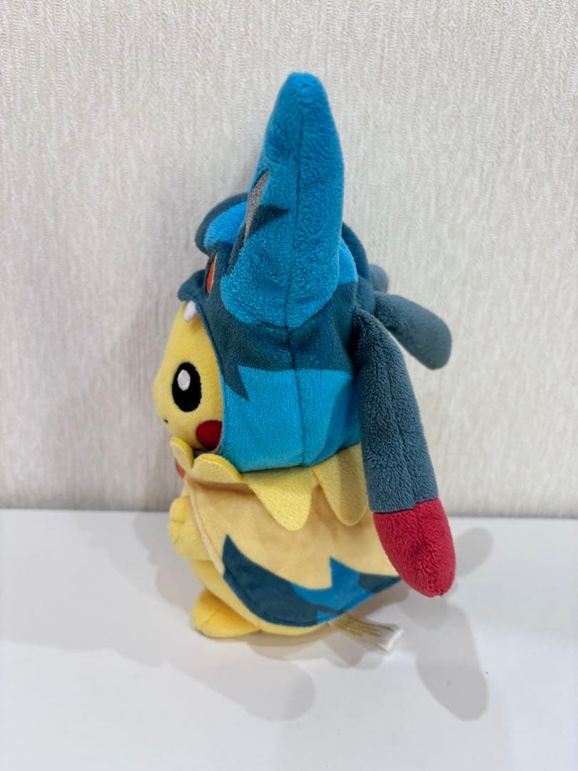 希少　ポケモンセンター　ピカチュウ　メガルカリオ　ぬいぐるみ　公式