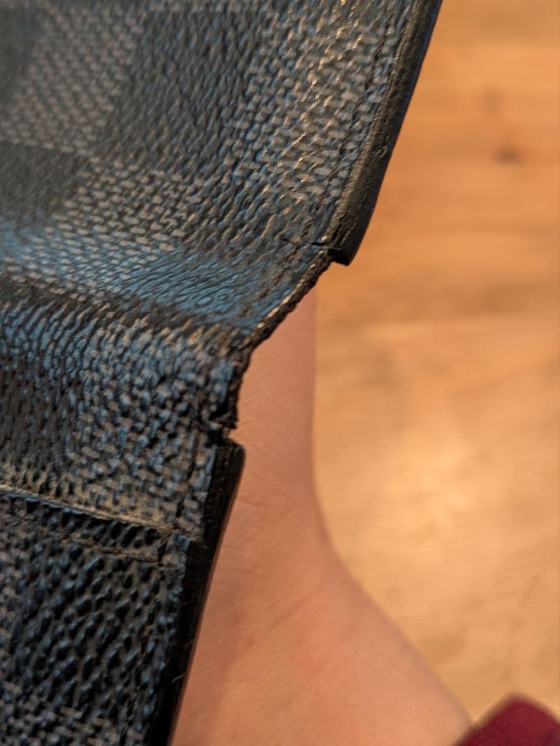 Louis Vuitton ダミエ・グラフィット 名刺入れ