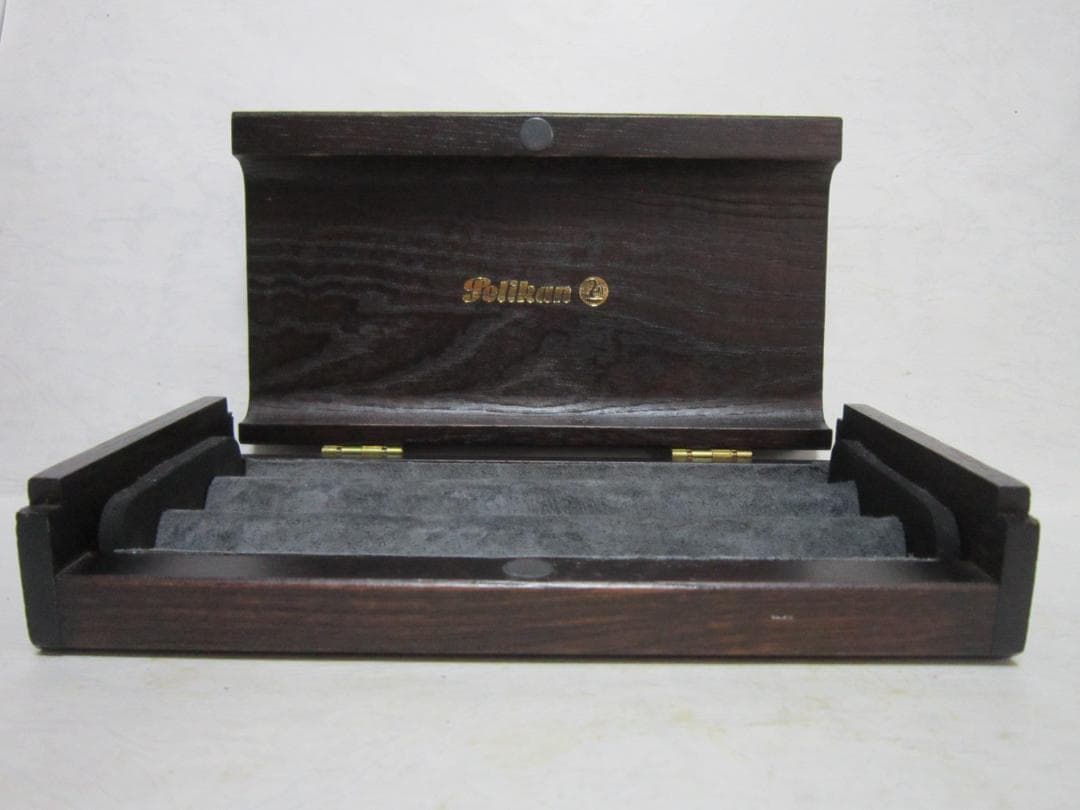 ペリカン　万年筆　ペンケース　木製　セミアンティーク品　万年筆は参考品