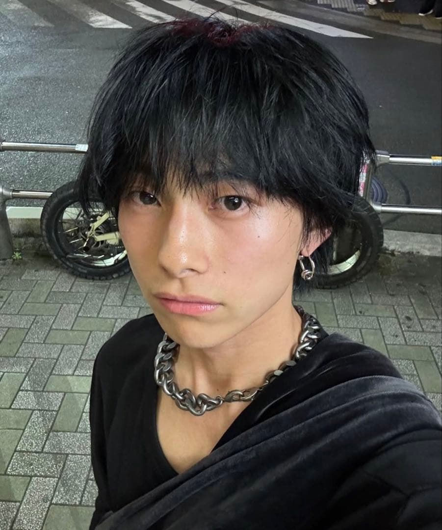 JUSTINE CLENQUET シルバー フープピアス あおば着用