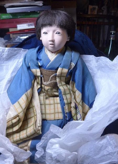 市松人形の最高峰 永徳斎の三つ折れです。男の子です