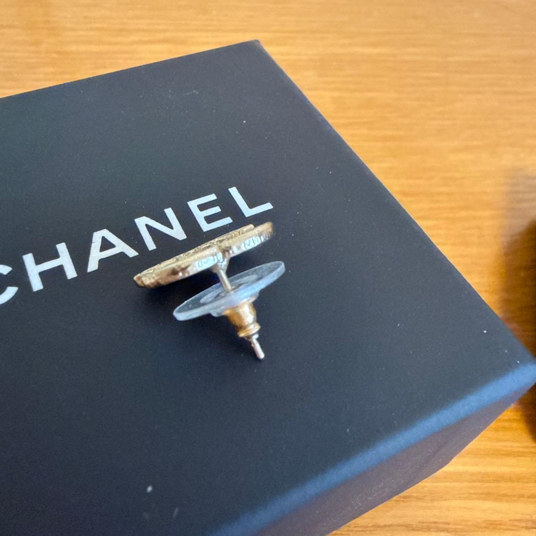 【siroさん専用】CHANEL CCロゴ ピアス(片耳用)