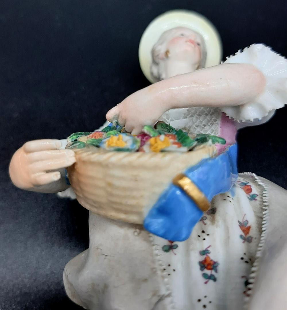 古マイセン／アシエ1768年『花摘みの女』大型フィギュリン美品1級品ボタン剣