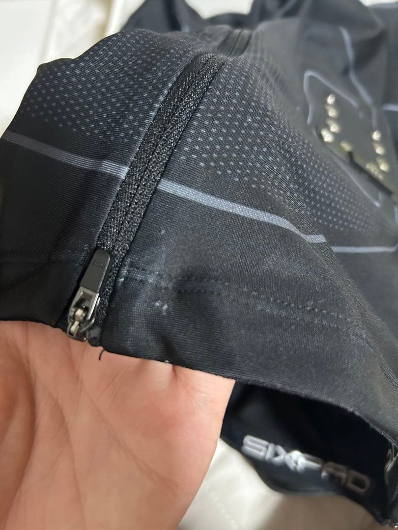 シックスパッド　パワースーツ上　レディースMサイズ