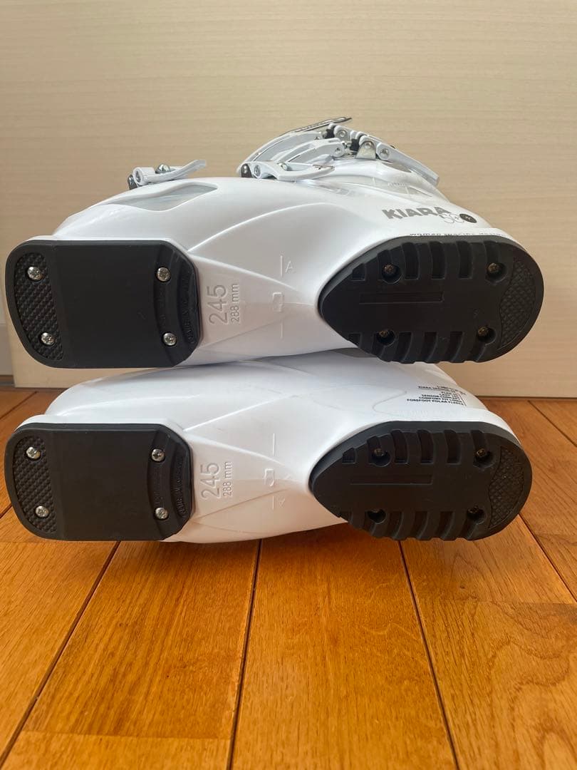 ロシニョール ROSSIGNOL スキーブーツKIARA SENSOR50