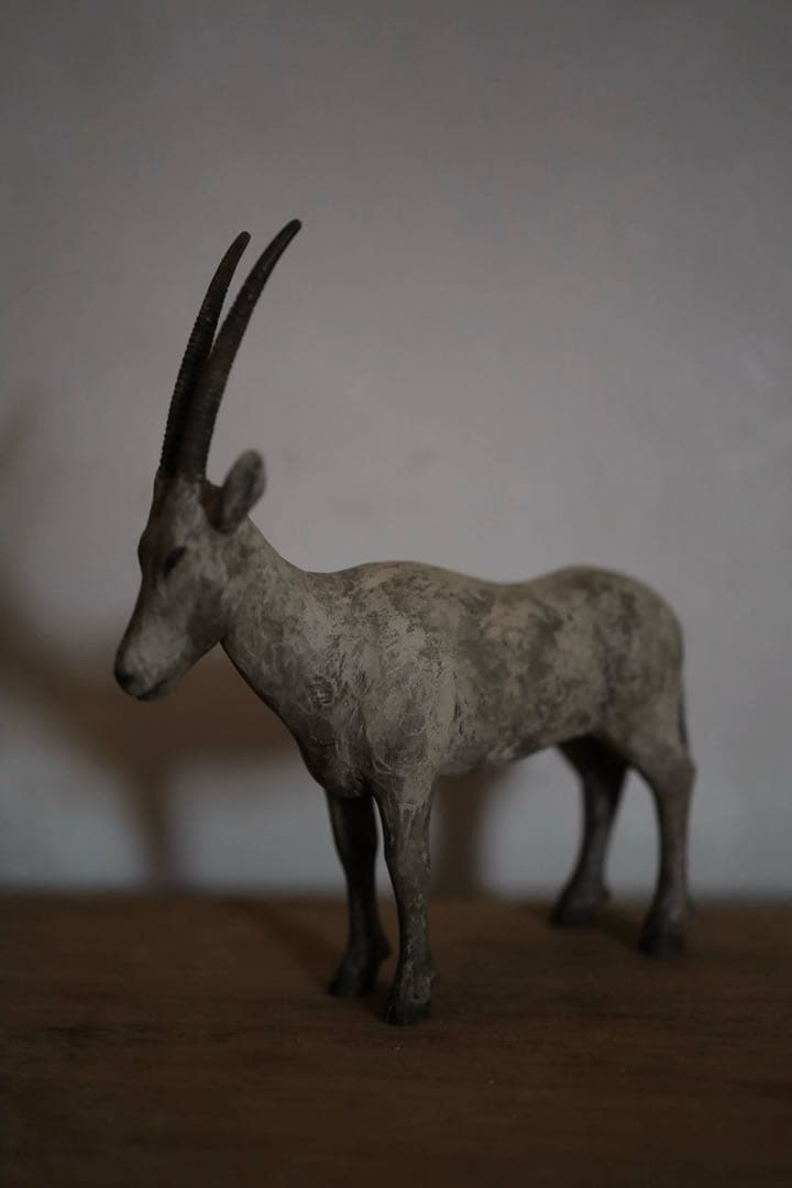 クロヌマタカトシ 木彫作品