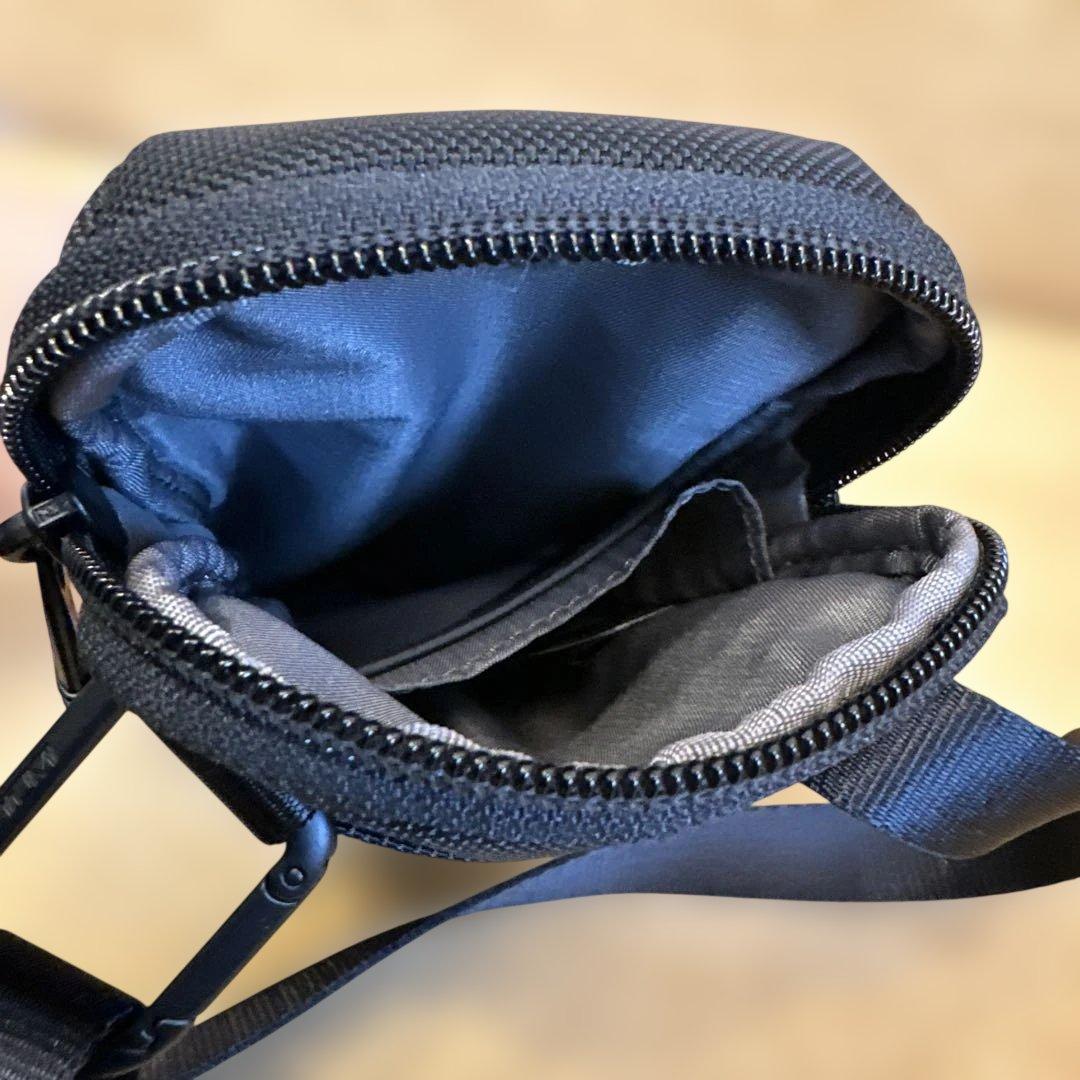 TUMIショルダーポーチ　美品