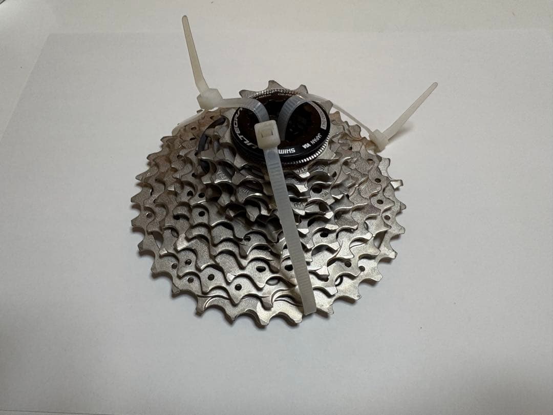 アルテグラスプロケットCS-R8100 11-30T 12s 完成車外し