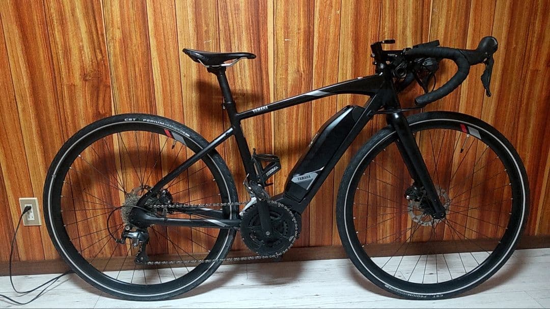 送料込みYAMAHA YPJ-ER 電動自転車