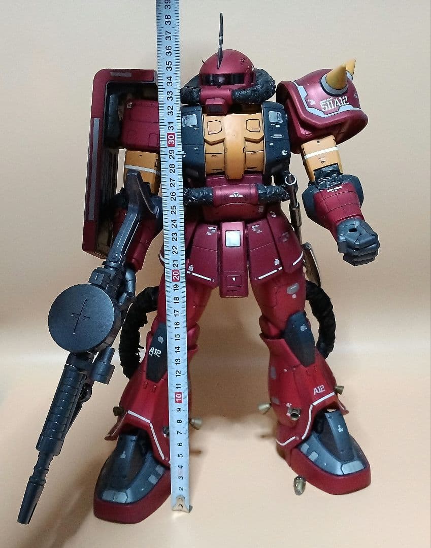 【ジャンク】ガンダム　ザク　プラモデル　組み立て品　大きめガンプラ