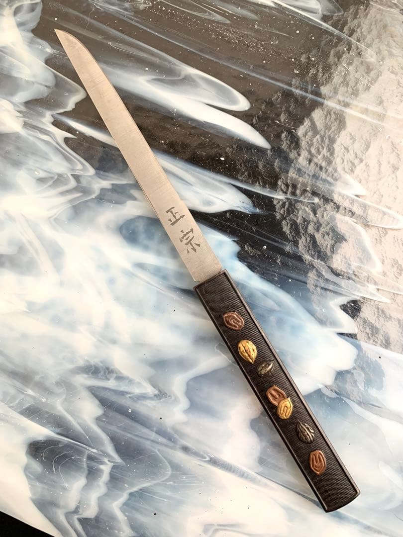 小柄小刀　木の実図小柄袋　刀装具（15cm以下の合法サイズ）