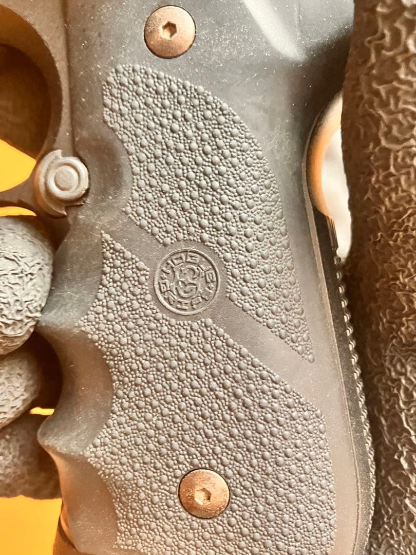 最終値下げ！マルイ　ベレッタ M9A1ガスブロ　レーザーライト、実銃グリップ付き