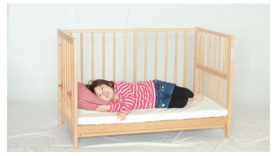 【国産サワベビー】ベッドサイドベッド　S型スクレ