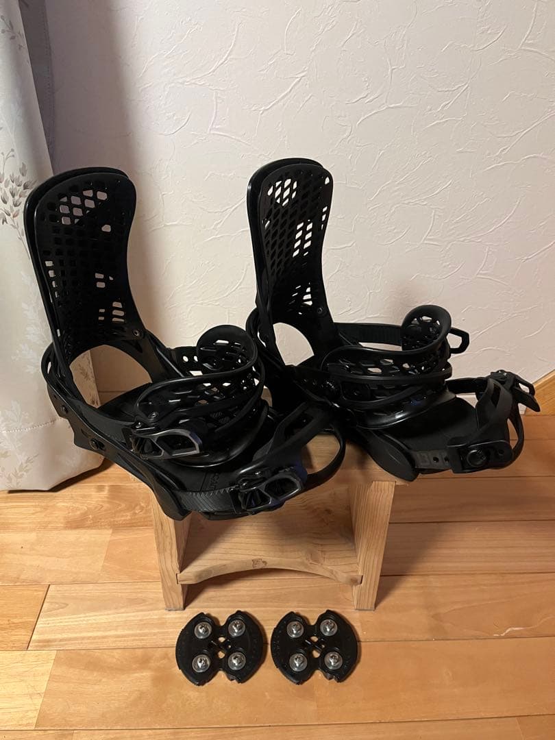 バートン　ジェネシス　リフレックス　サイズM ブラック