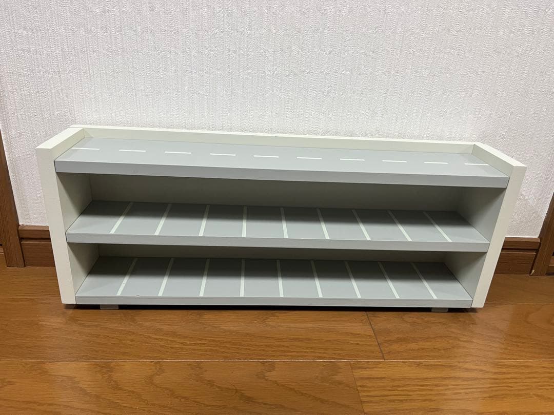 3COINS スリーズ　ミニカー収納 2個セット、トミカ7台付き！