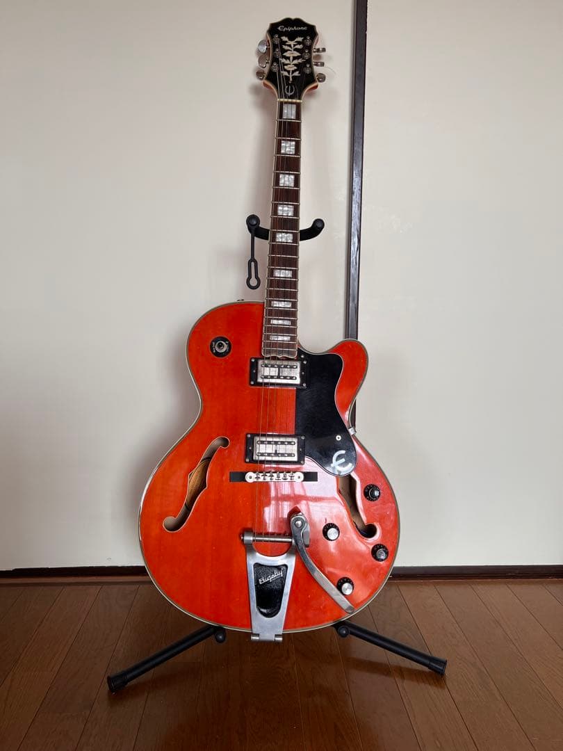 ギター Epiphone Emperor Swingster