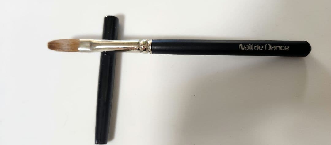 美品　ネイルデダンス　スカルプブラシ