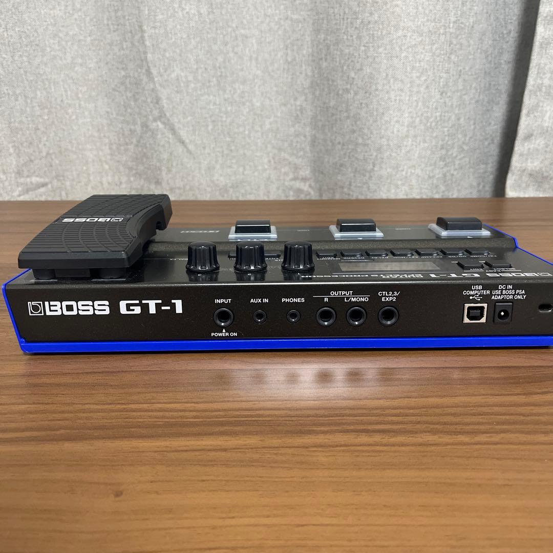 BOSS GT-1 ギターエフェクター+GT-1の教科書＋9v ACアダプター付