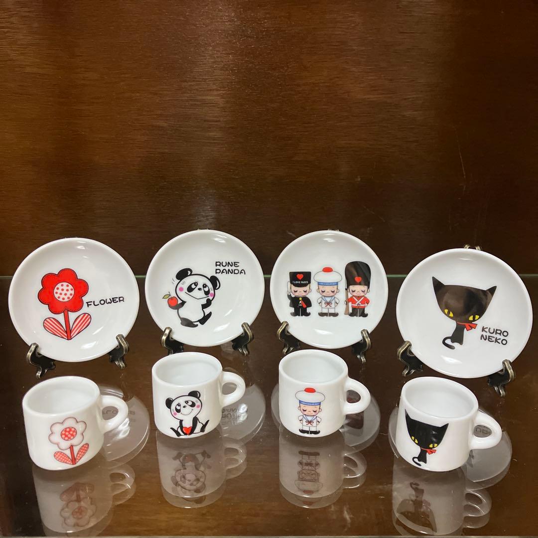 内藤ルネ　ミニチュア　カップ　ソーサー　陶器製　ディスプレイ　昭和　レトロ